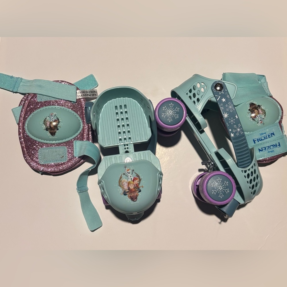 Frozen Kids Adjustable Roller Skates - Blue and Purple